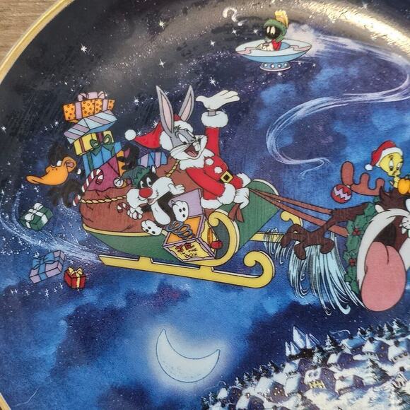 Looney Toons Vintage Collectible Plate 8" What's Up Santa 1993 Bugs Bunny Taz - Picture 4 of 9